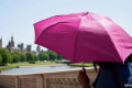 UK set for hottest June day on record as searing heat continues