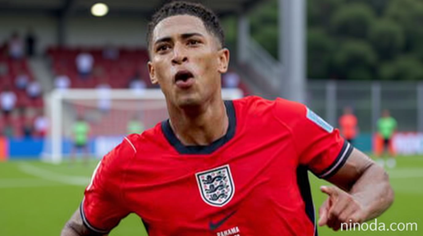 England labour past Panama to qualify for last 32 as group winners