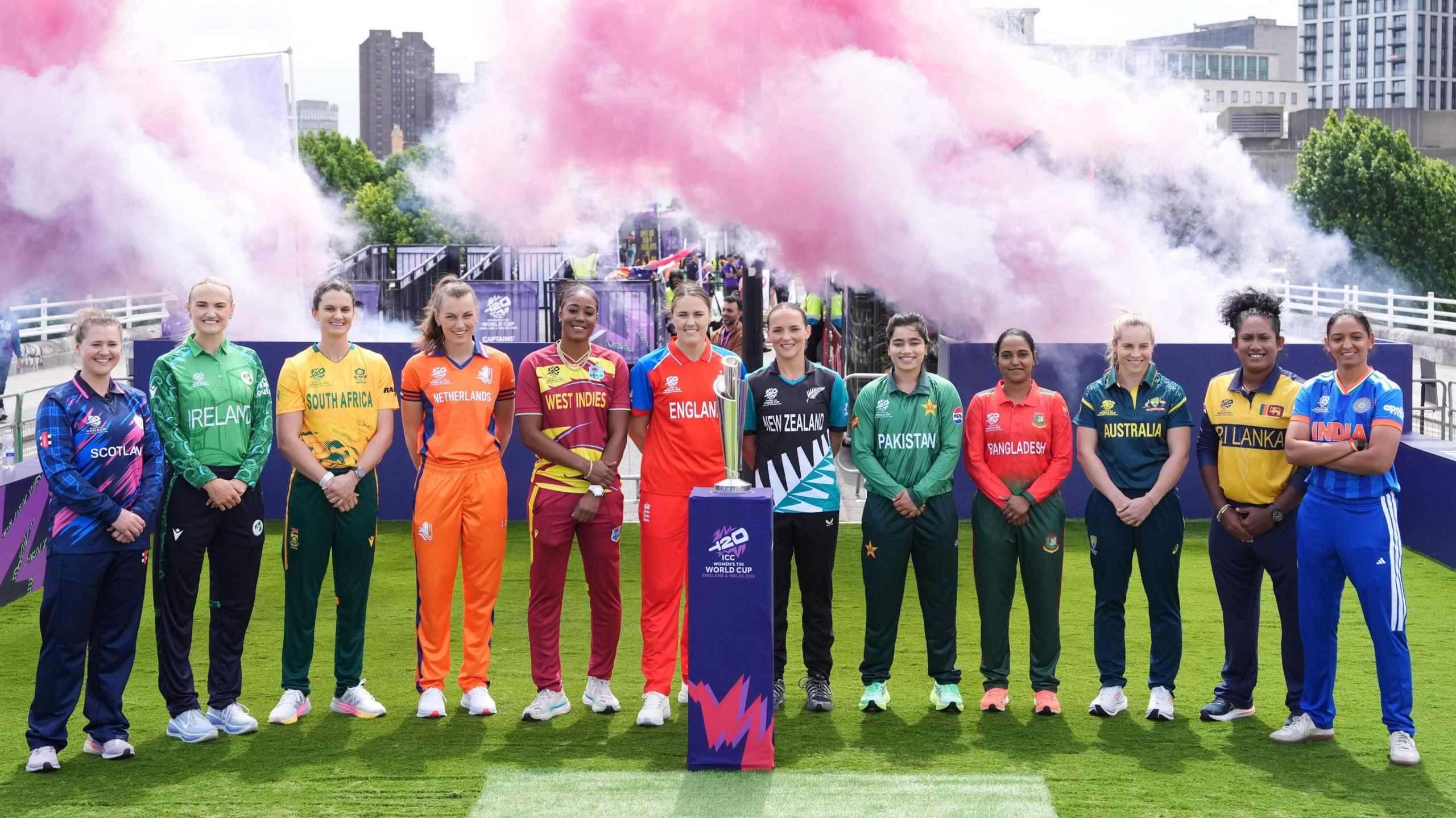 Key considers imposing alcohol ban on England team