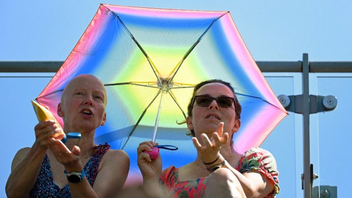 Amber heat-health alerts in effect as UK set for one of longest-lasting heatwaves since 1976