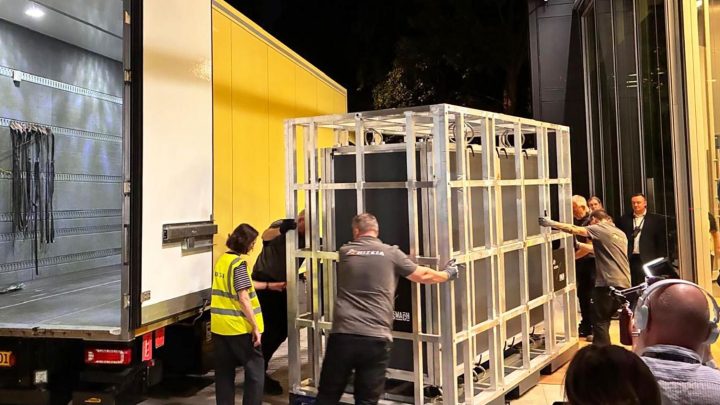 Bayeux Tapestry delivered to British Museum in dead of night