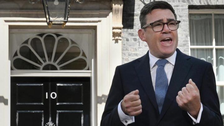 Burnham pledges to ‘bring back hope’ as he makes Healey chancellor