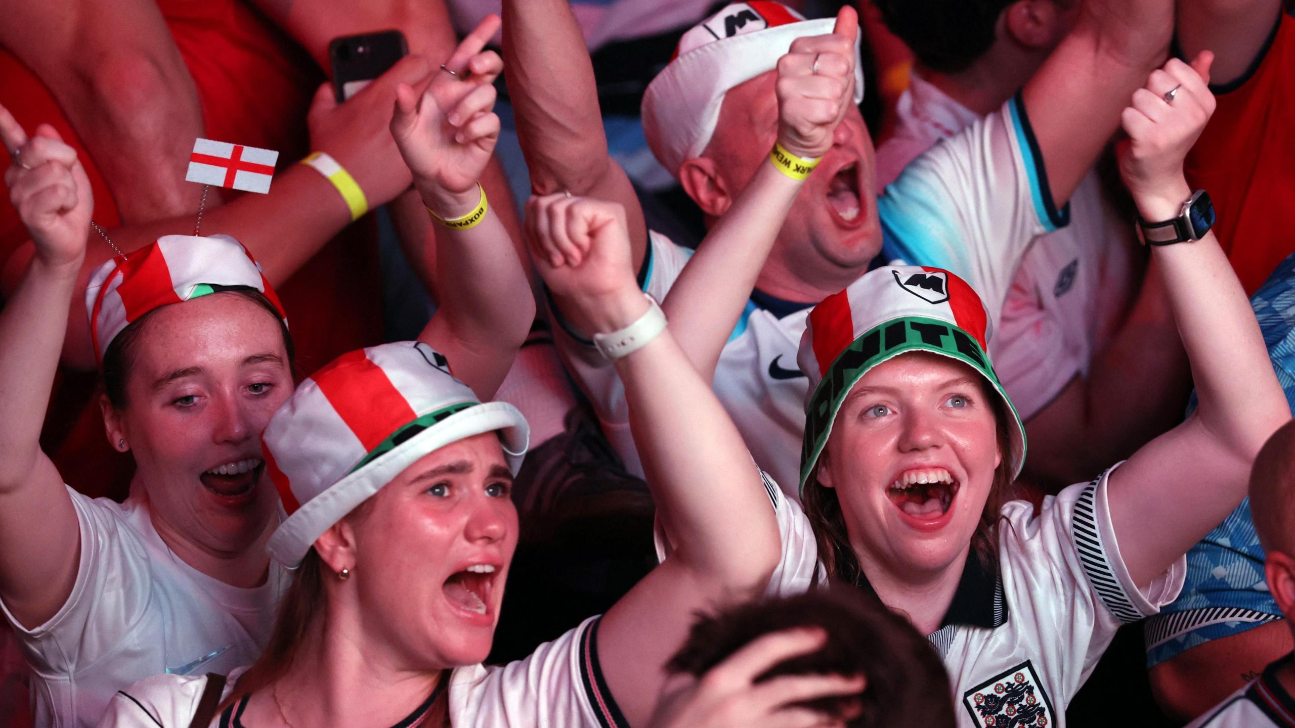 Starmer hints at bank holiday if England win World Cup