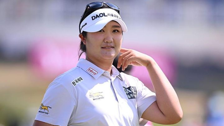 Fitzpatrick shares lead at fog-disrupted Scottish Open