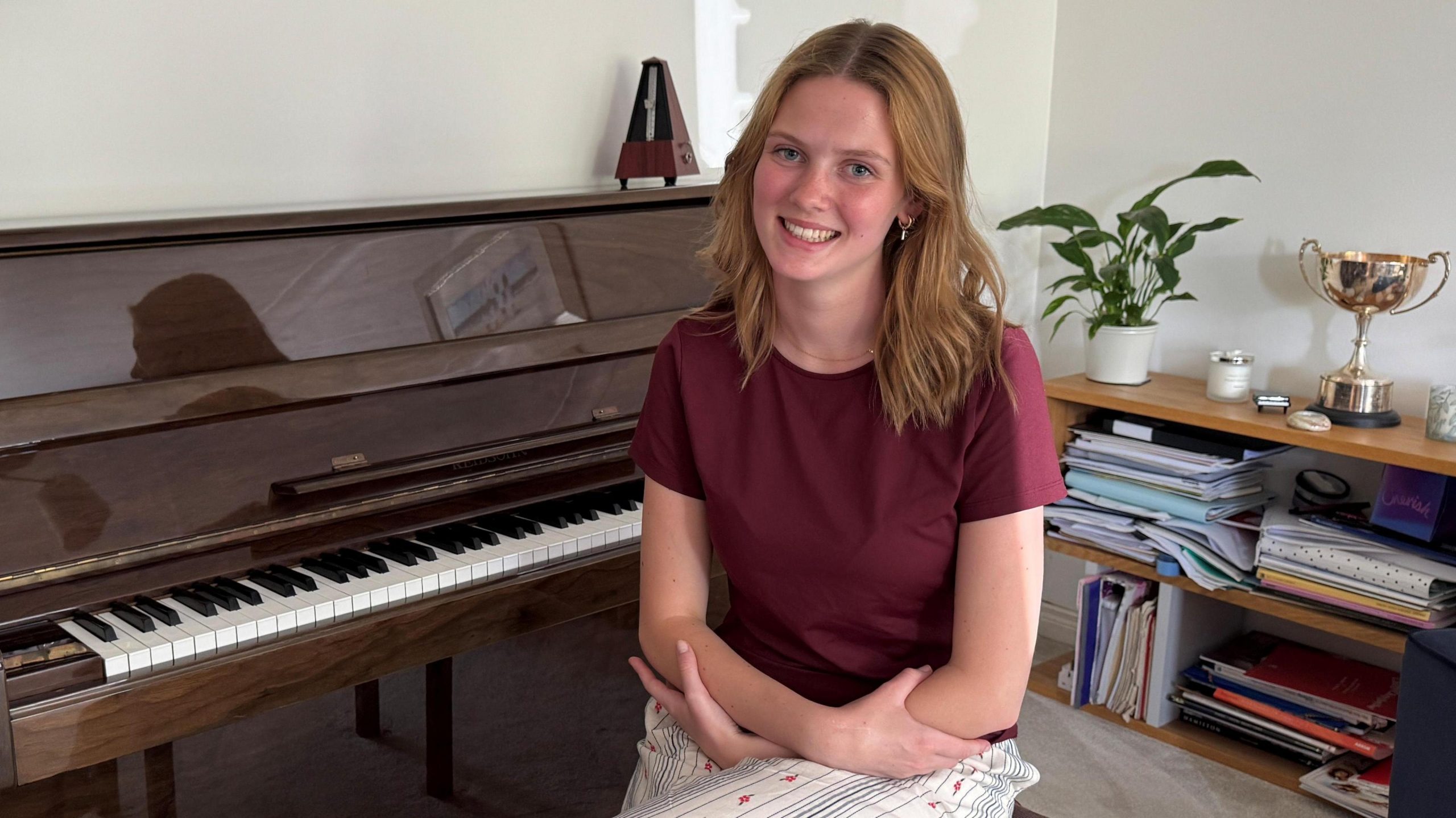 I passed my Grade 8 piano exam with one hand