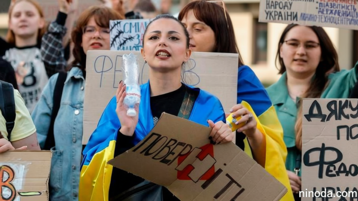 Zelensky tries to fix crisis over removal of defence minister and counts the cost