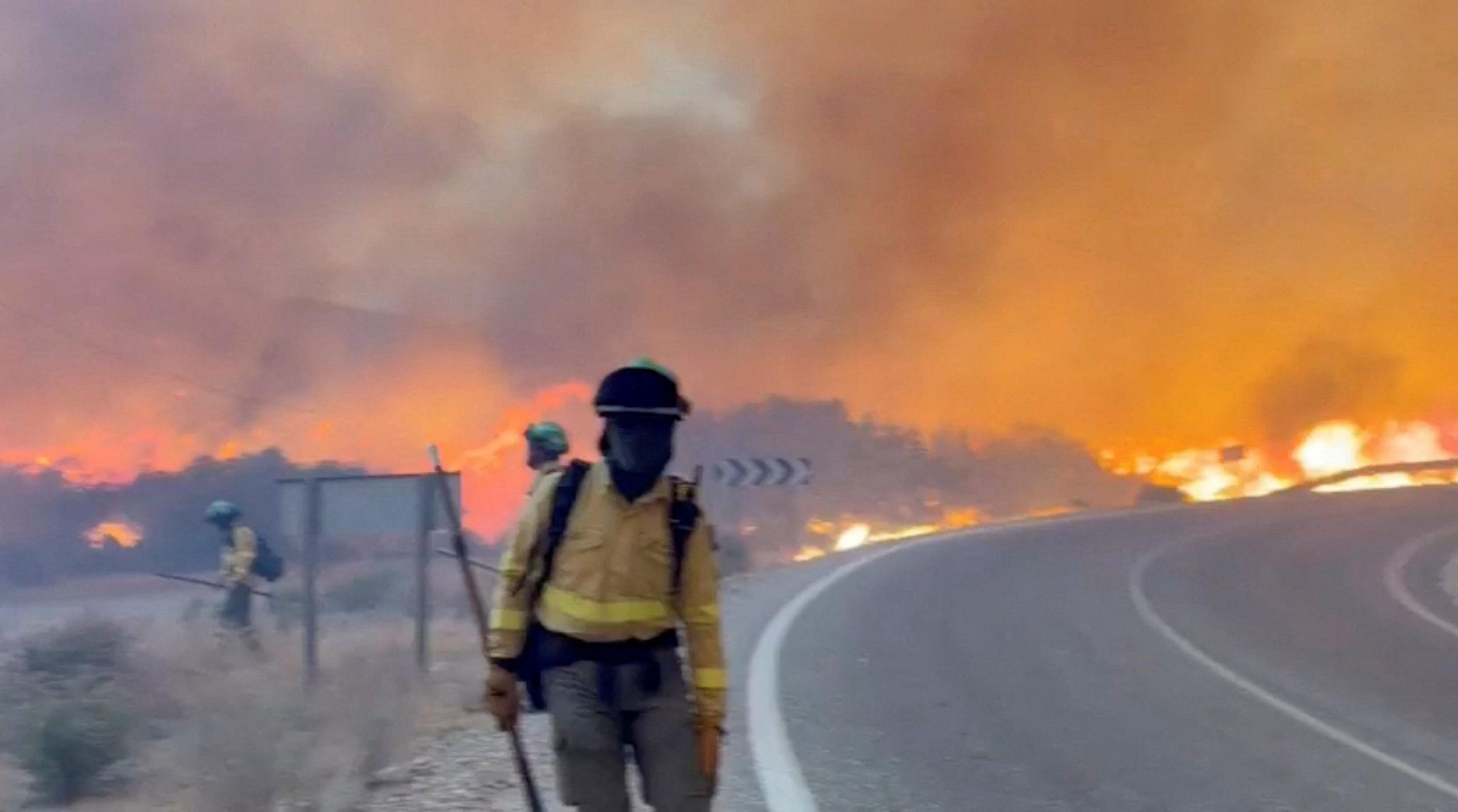 At least 11 die in Spain wildfire as heatwave continues in Southern Europe