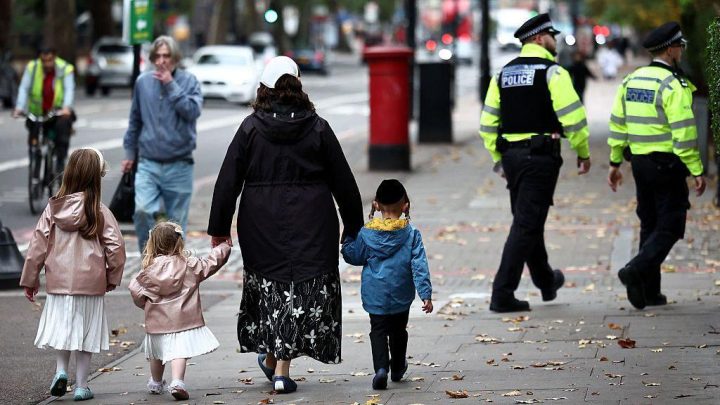 Extra £250m to boost Jewish community safety