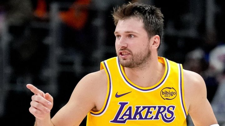 LA Lakers to be sold in record $12.5bn deal