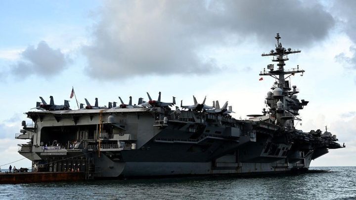 US aircraft carrier on way to relieve USS Lincoln after issues reported aboard
