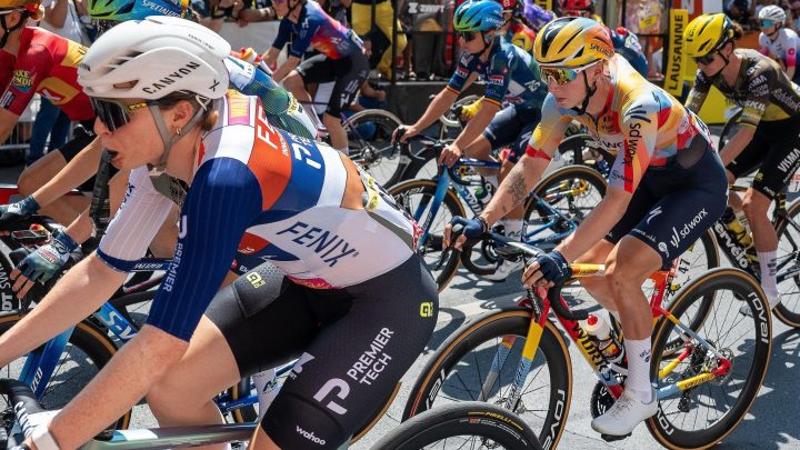 Riders’ clothing checked at women’s Tour over bra padding concerns